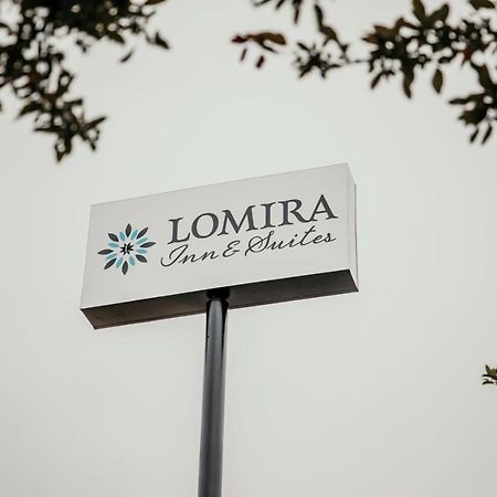 Lomira Inn And Suites Exterior photo